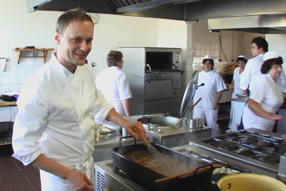 Ilustračný obrázok k článku Do Michaloviec mieri známy šéfkuchár: Svoje schopnosti u nás predvedie Marcel Ihnačák